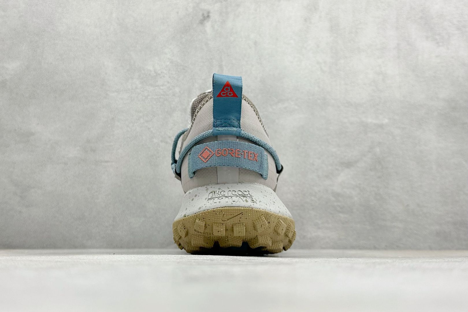 180 Nike ACG Mountain Fly Low GTX SE 减震防滑耐磨防水 IB7328-001