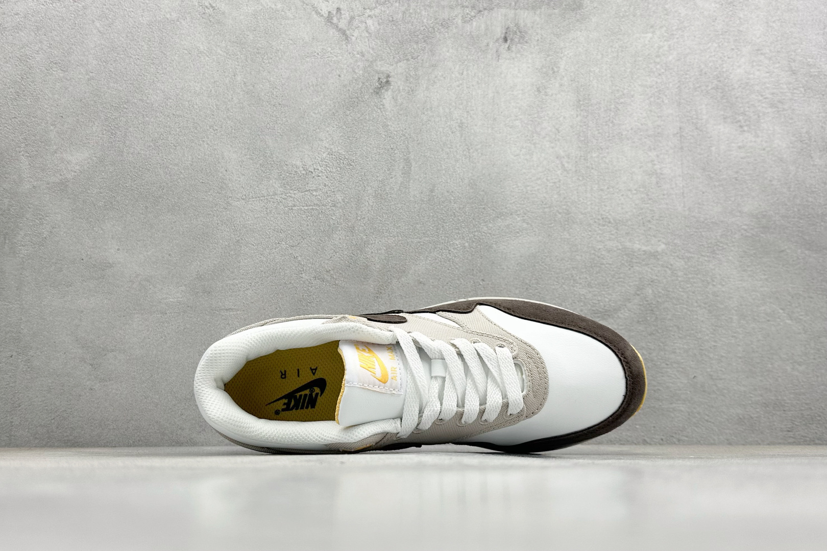 220 Nike Air Max 1 耐克半掌气垫复古跑步鞋 IB6390-001