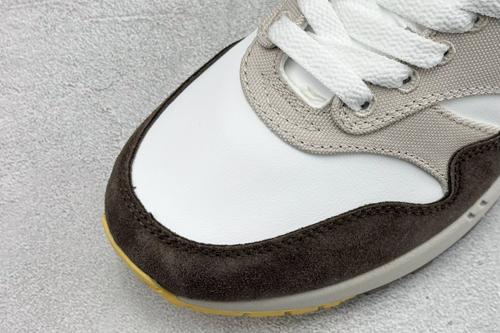 220 Nike Air Max 1 耐克半掌气垫复古跑步鞋 IB6390-001