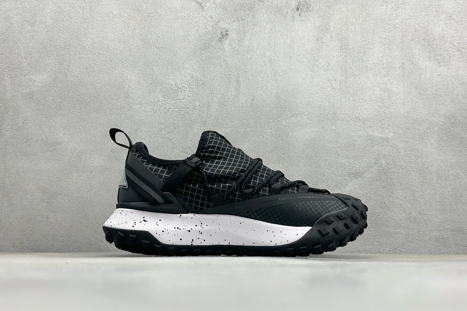 180 Nike ACG Mountain Fly Low GTX SE 减震防滑耐磨防水 低帮帮户外功能鞋 DD4565-001