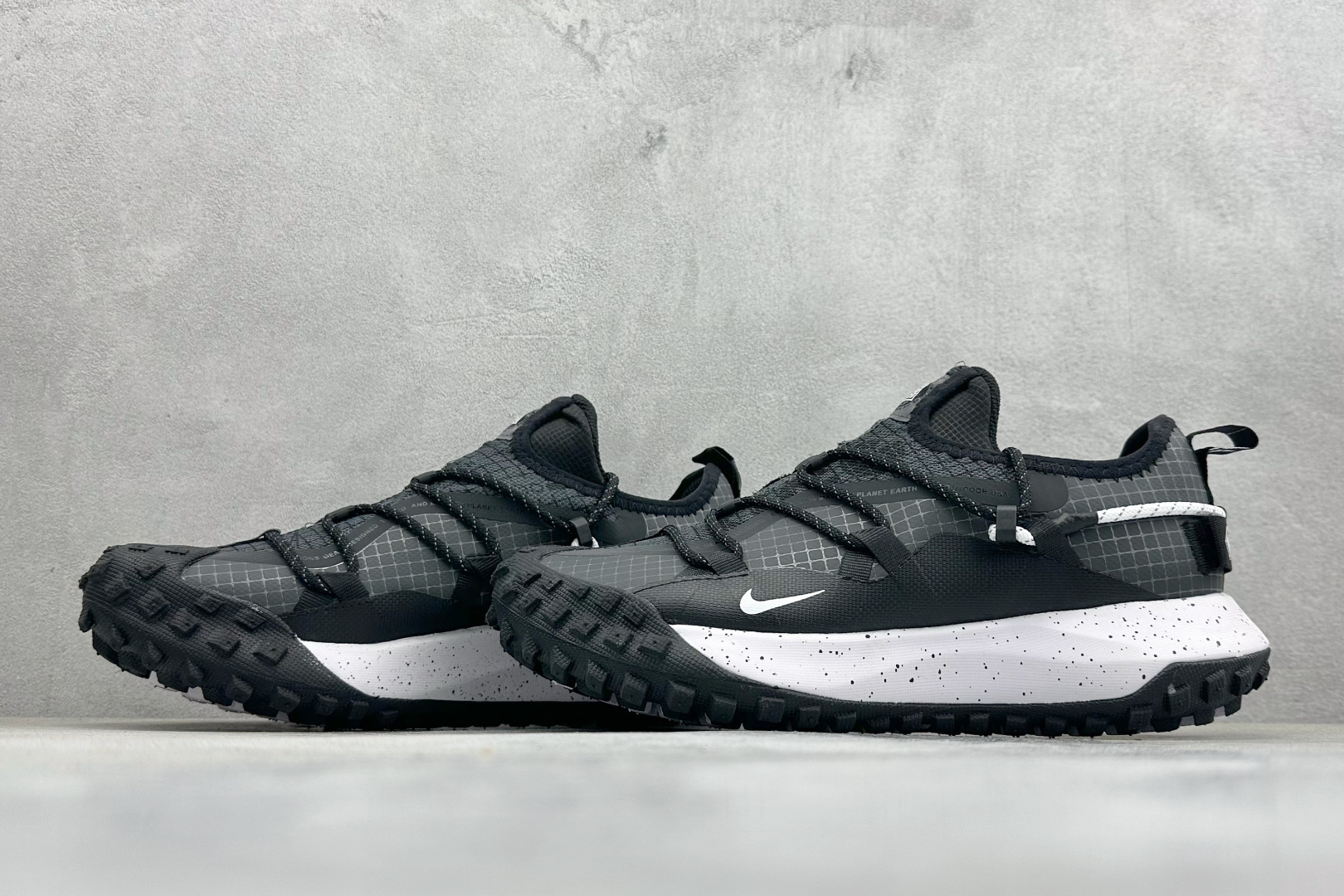 180 Nike ACG Mountain Fly Low GTX SE 减震防滑耐磨防水 低帮帮户外功能鞋 DD2861-010