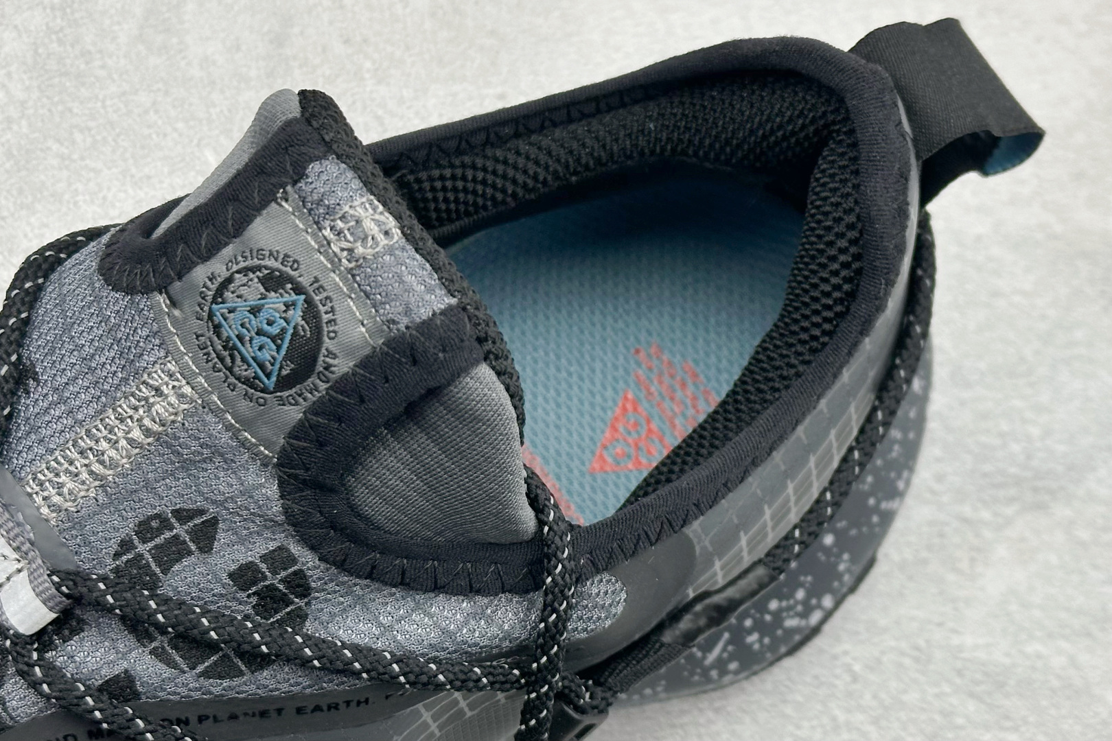 180 Nike ACG Mountain Fly Low GTX SE 减震防滑耐磨防水 低帮帮户外功能鞋 IB7328-002