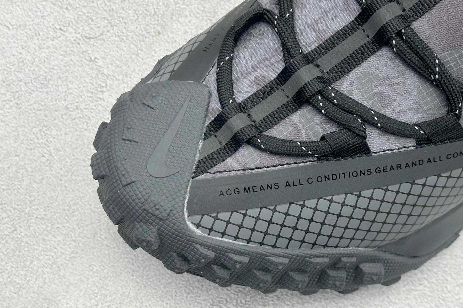180 Nike ACG Mountain Fly Low GTX SE 减震防滑耐磨防水 低帮帮户外功能鞋 DC9660-001