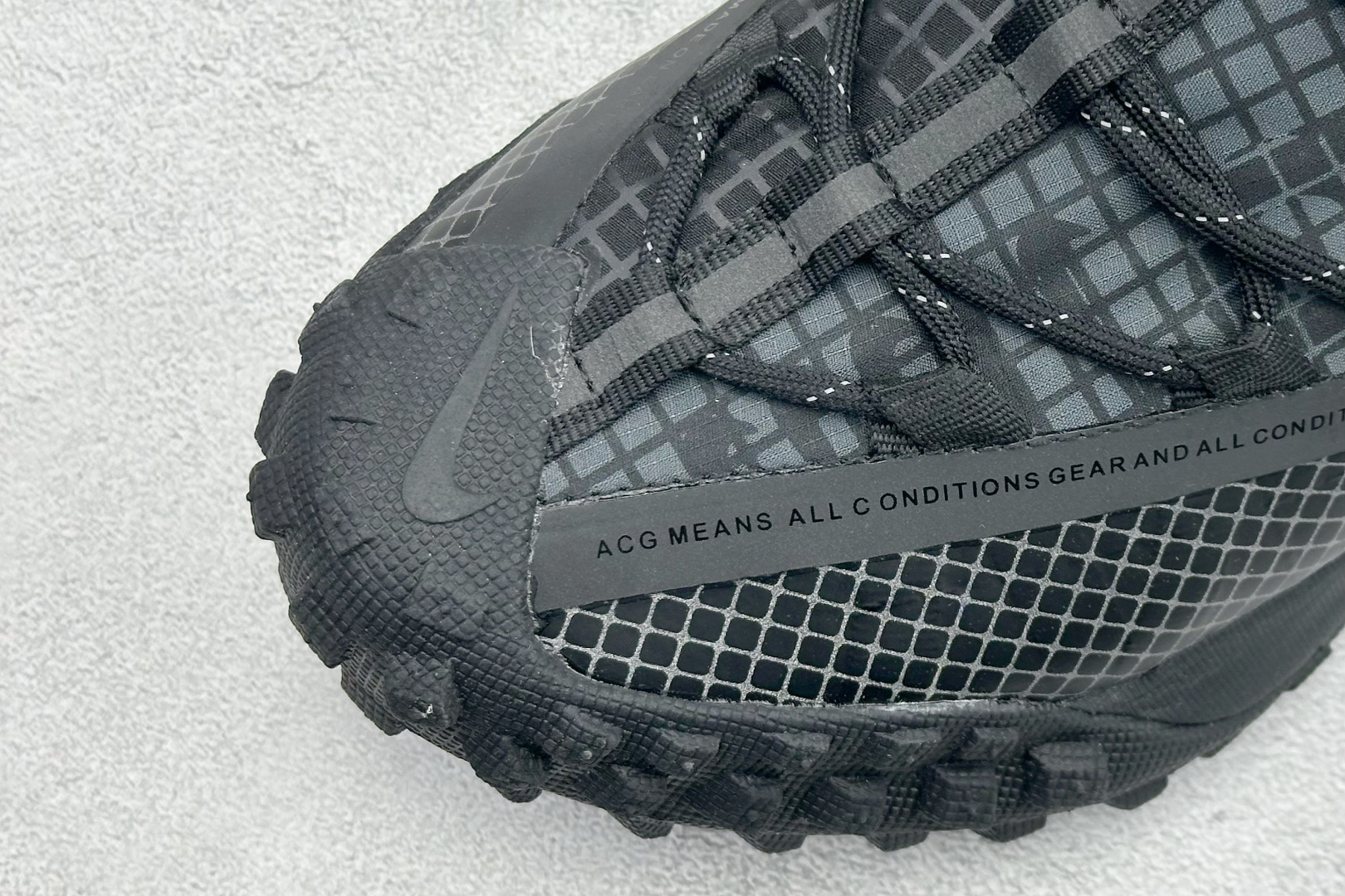 180 Nike ACG Mountain Fly Low GTX SE 减震防滑耐磨防水 低帮帮户外功能鞋 DA5424-001