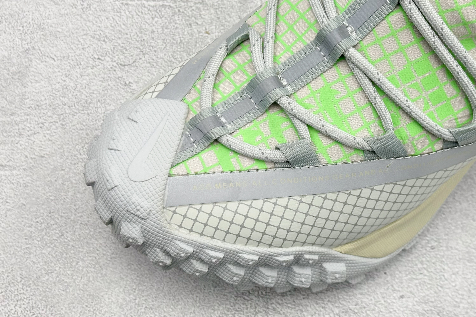 180 Nike ACG Mountain Fly Low GTX SE 减震防滑耐磨防水 低帮帮户外功能鞋 DJ4030-001