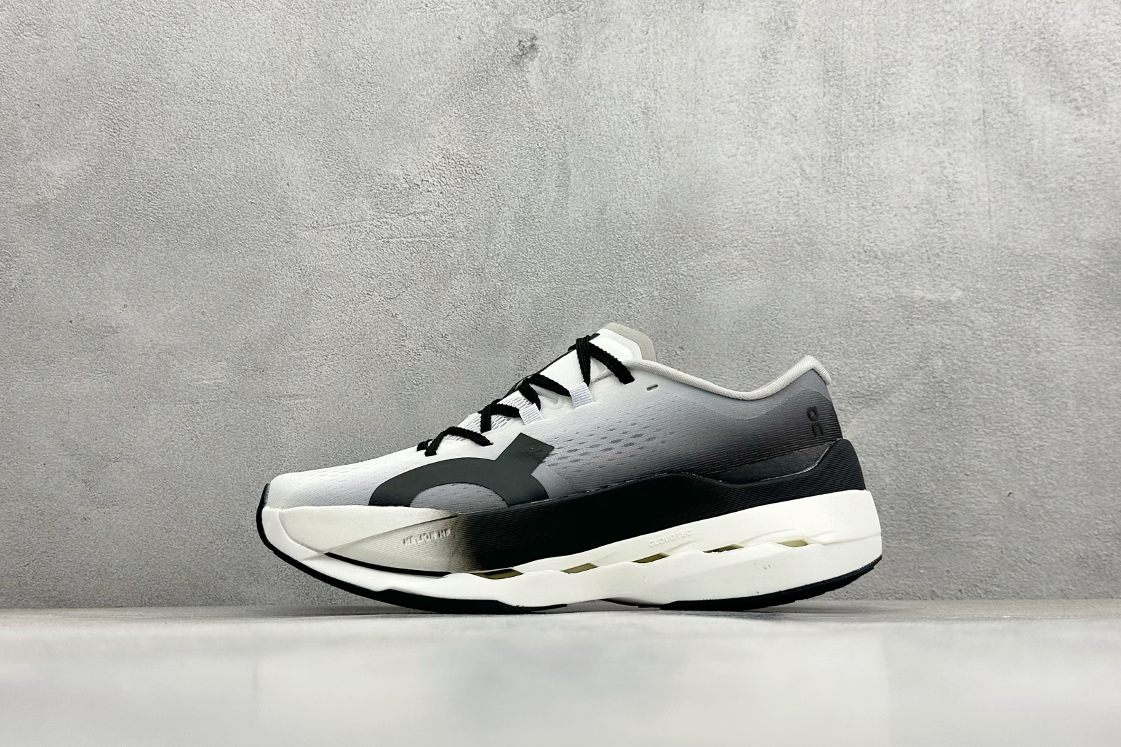 200 On昂跑 cloudboom max 系列舒适时尚透气支撑马拉松跑步鞋 3MF30314325