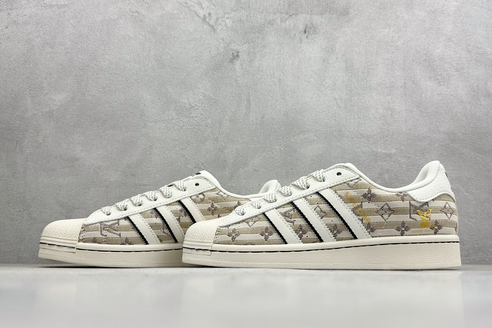 160 AD Originals Superstar LV联名贝壳头板鞋 JY8920