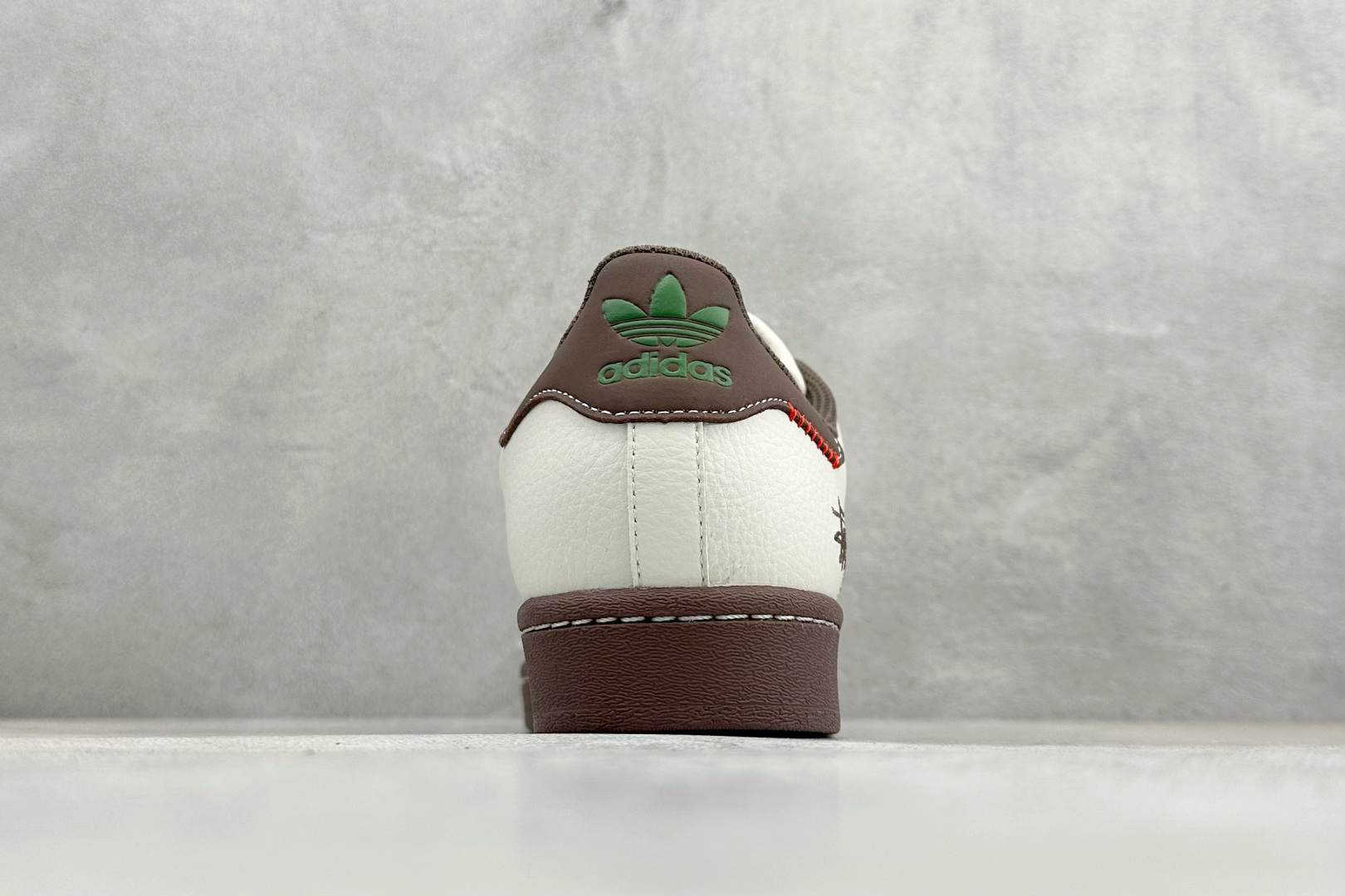 160 AD Originals Superstar 斯图西联名贝壳头板鞋 JY8919