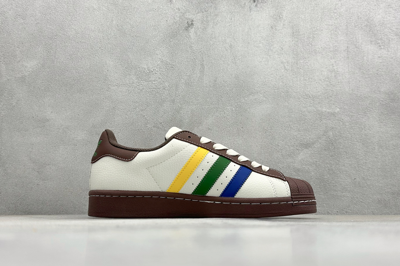 160 AD Originals Superstar 斯图西联名贝壳头板鞋 JY8919