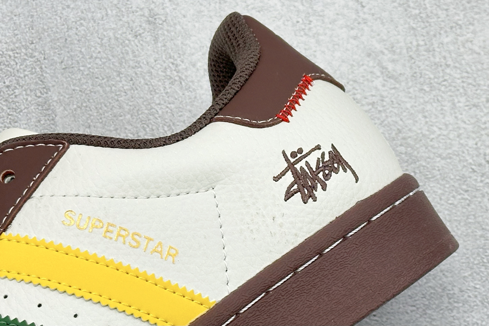 160 AD Originals Superstar 斯图西联名贝壳头板鞋 JY8919