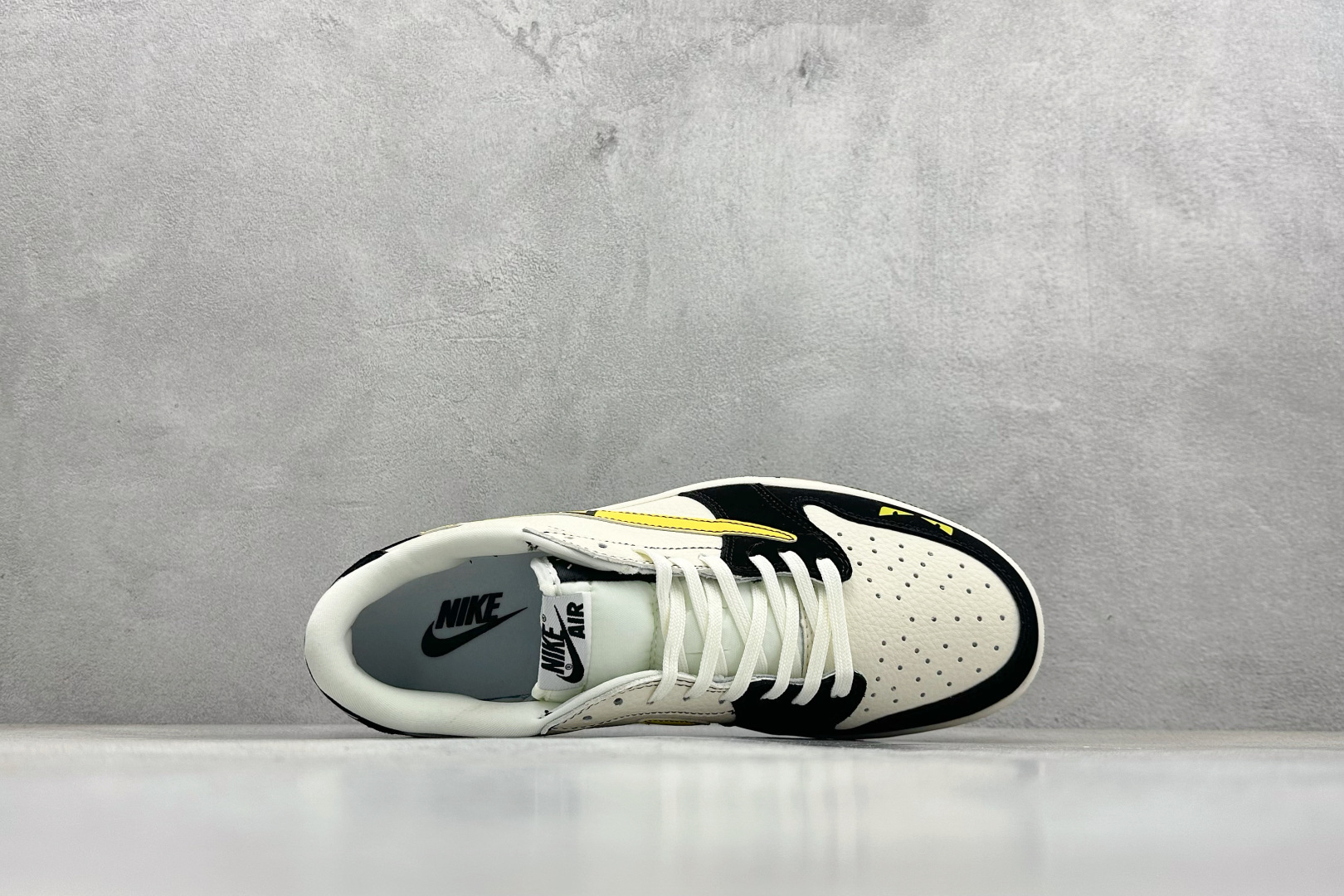 280 Air Jordan 1 Low AJ1 乔1 芬迪联名 倒钩高端定制 低帮复古篮球鞋 DD7866-111