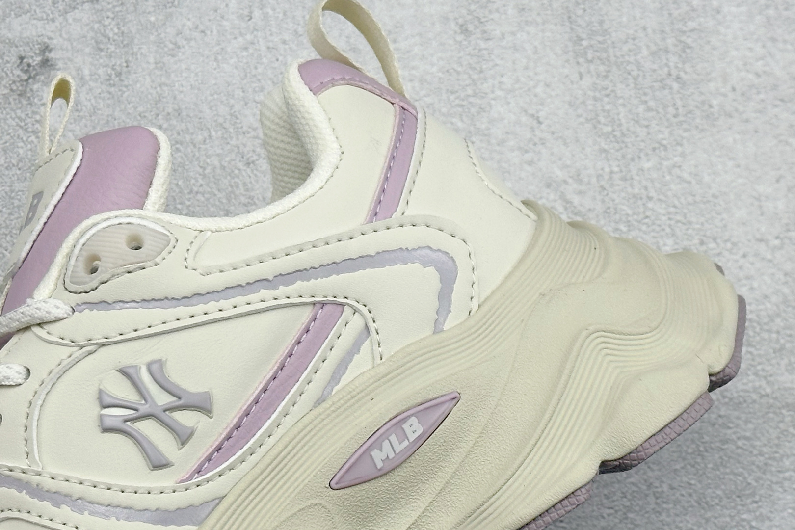 200 NY版MLB Champ Chunky Vintage NB 纽约洋基队 增高厚底休闲跑鞋 3ASHCC05N