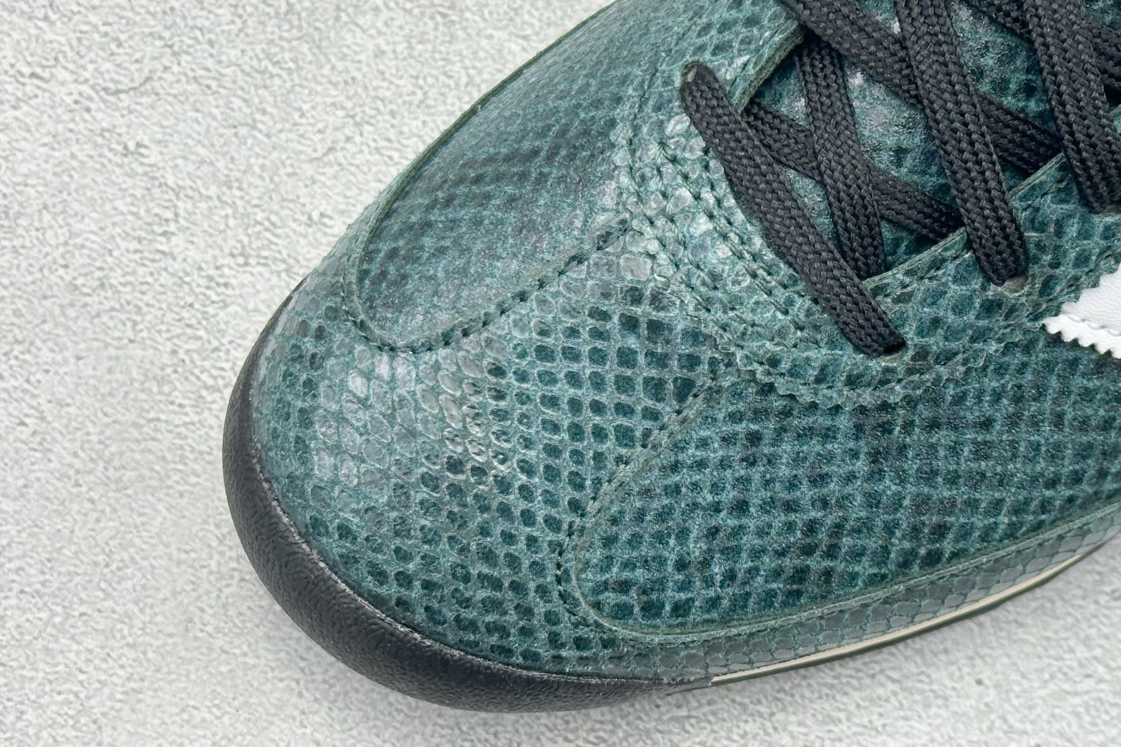 180 AD Originals SL 72 RS 休闲防滑耐磨低帮板鞋 JS3982