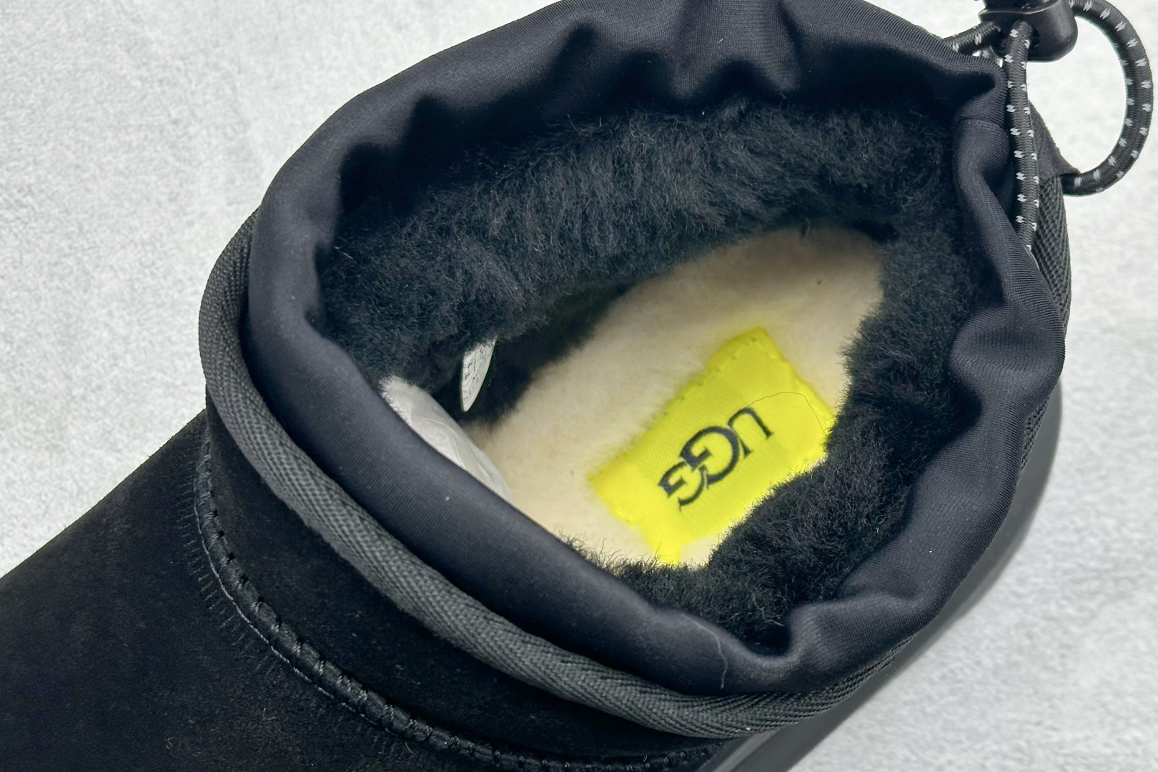 320 UGG CL Ultra Mini Weather 塔斯曼保暖时尚舒适羊皮毛一体雪地靴 1174196/BBLC