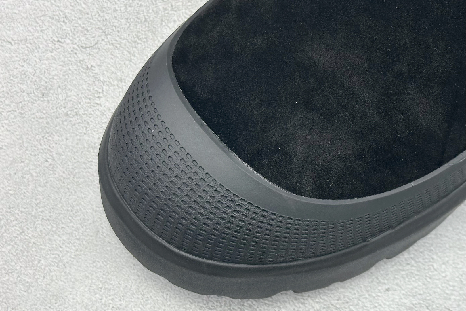 320 UGG CL Ultra Mini Weather 塔斯曼保暖时尚舒适羊皮毛一体雪地靴 1174196/BBLC