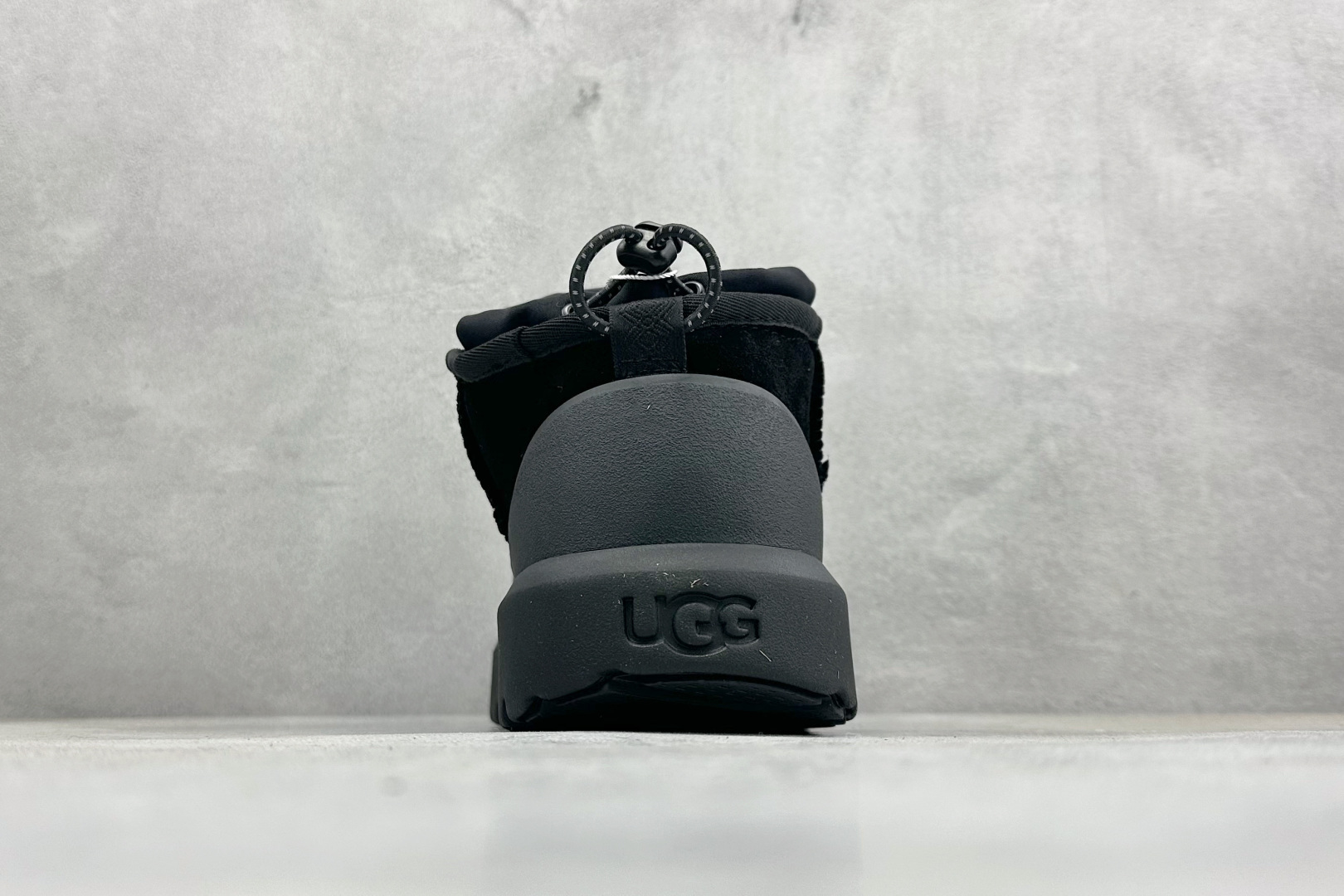 320 UGG CL Ultra Mini Weather 塔斯曼保暖时尚舒适羊皮毛一体雪地靴 1174196/BBLC