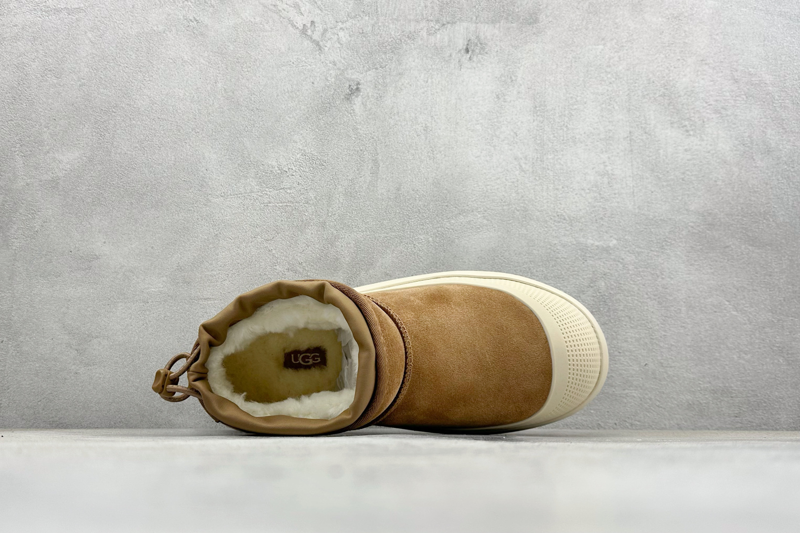 320 UGG CL Ultra Mini Weather 塔斯曼保暖时尚舒适羊皮毛一体雪地靴 1174196/CWTC