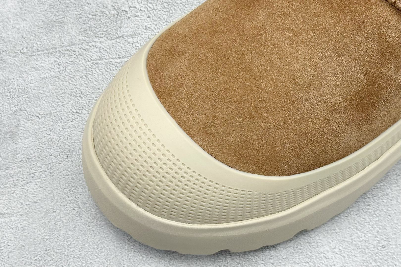 320 UGG CL Ultra Mini Weather 塔斯曼保暖时尚舒适羊皮毛一体雪地靴 1174196/CWTC