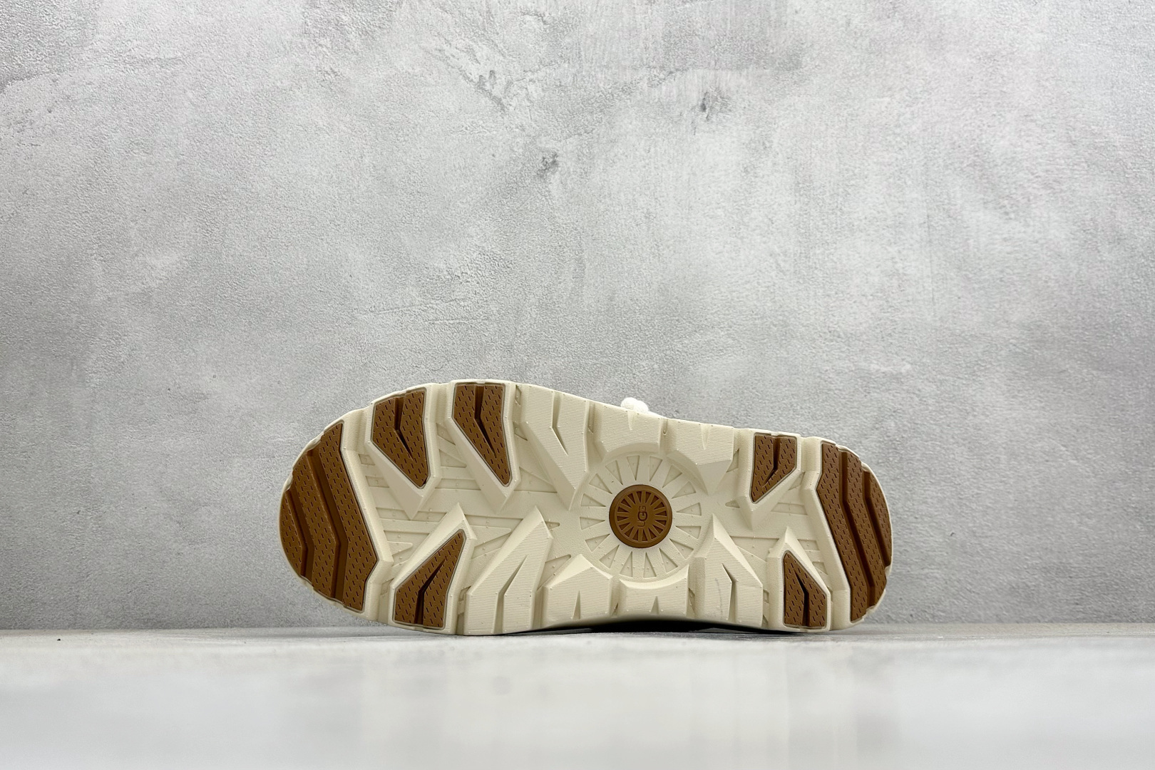 320 UGG 25款 王一博二代系列 4cm厚底