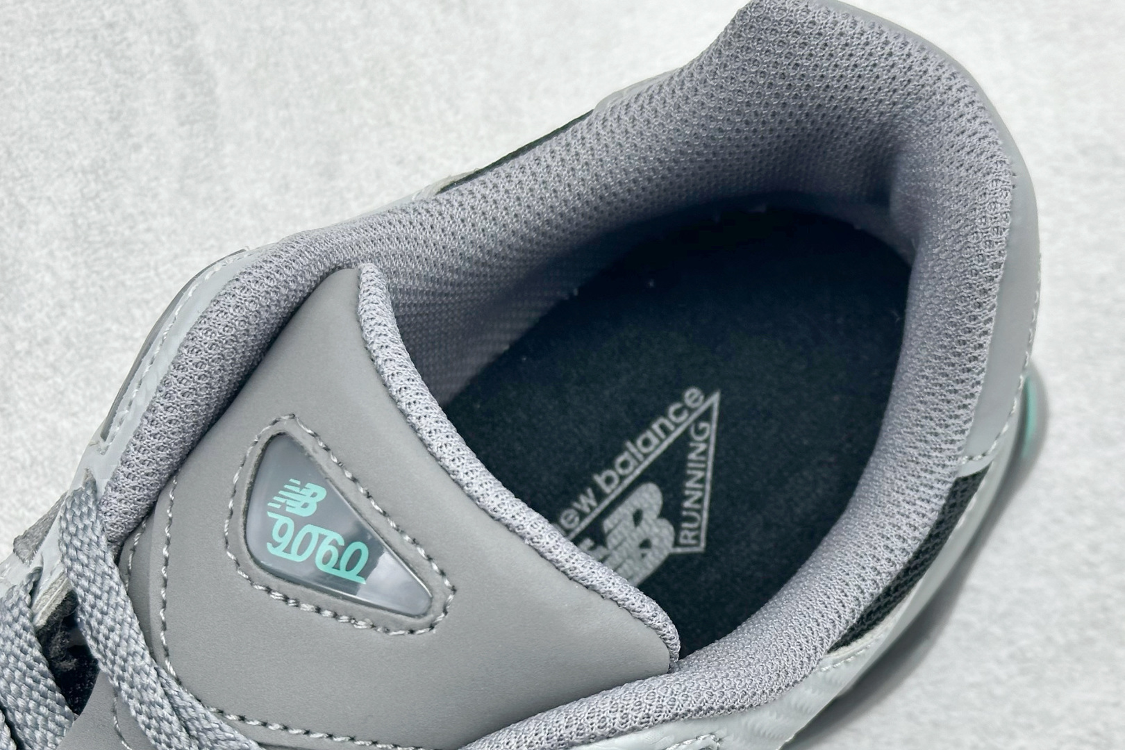 200 New Balance NB9060系列 复古休闲运动慢跑鞋 U9060JBJ