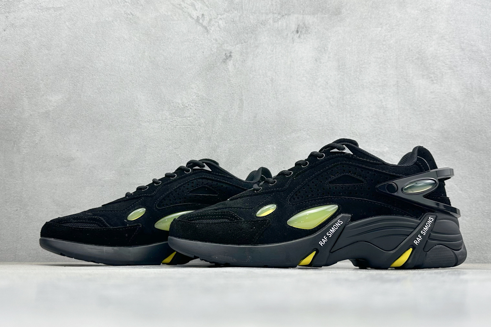 250 RAF SIMONS Cylon-21 织物皮革 圆头系带 低帮 生活休闲鞋 HR740008L