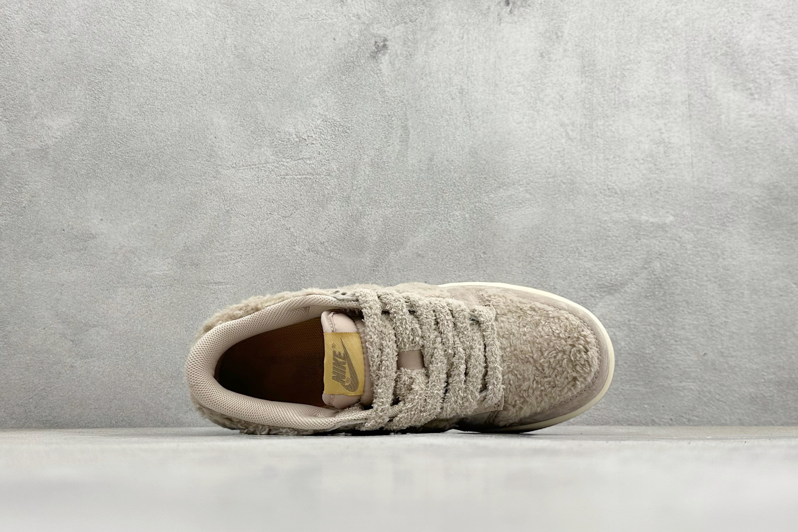 220 Nike SB Dunk Low x Labubu 拉布布联名板鞋 GB6675-006