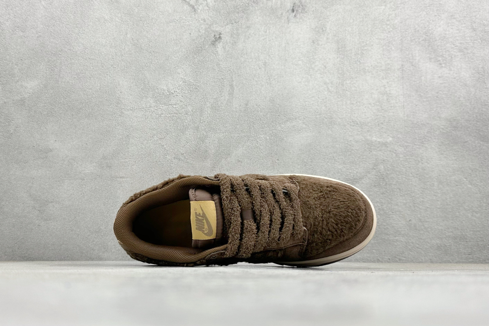 220 Nike SB Dunk Low x Labubu 拉布布联名板鞋 GB6675-001