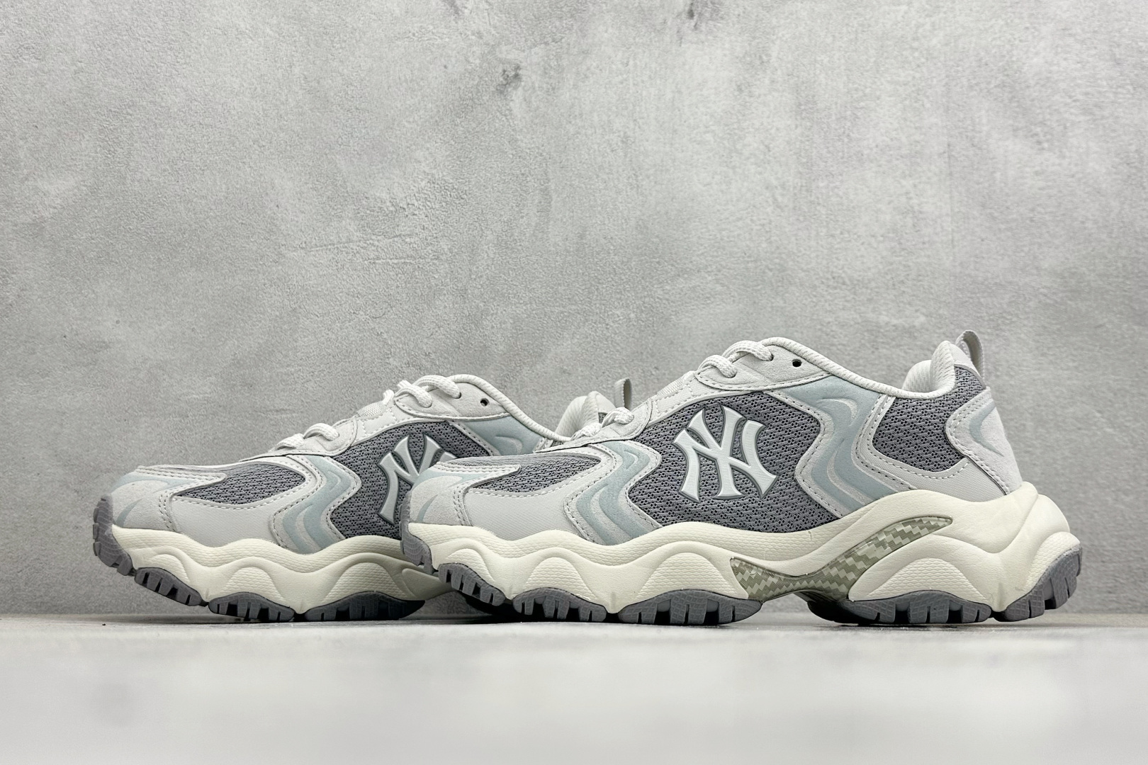 180 NY版MLB Cargo Chunky 纽约洋基队 透气休闲运动鞋 3ASHC055N