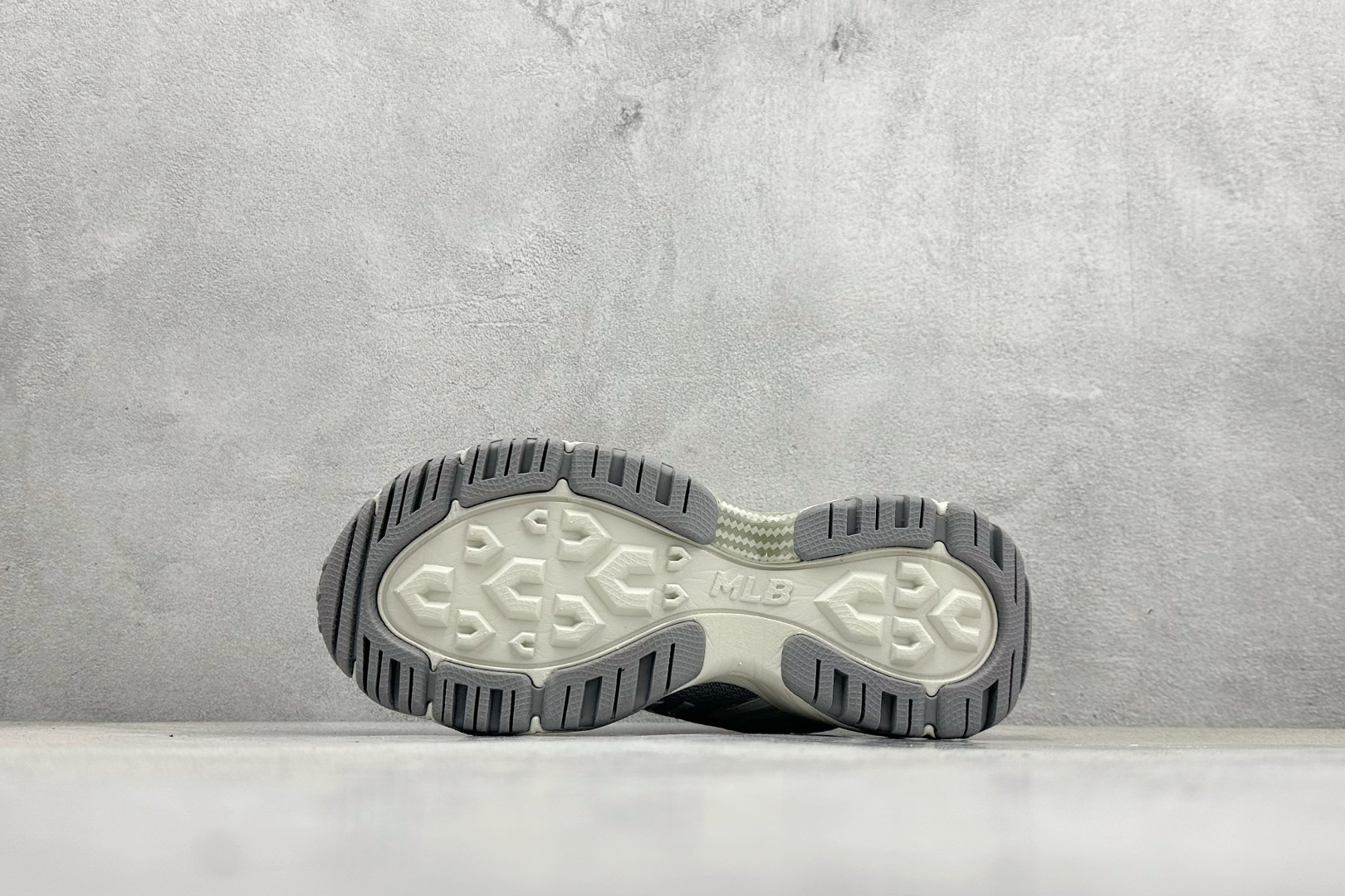 180 NY版MLB Cargo Chunky 纽约洋基队 透气休闲运动鞋 3ASHC055N