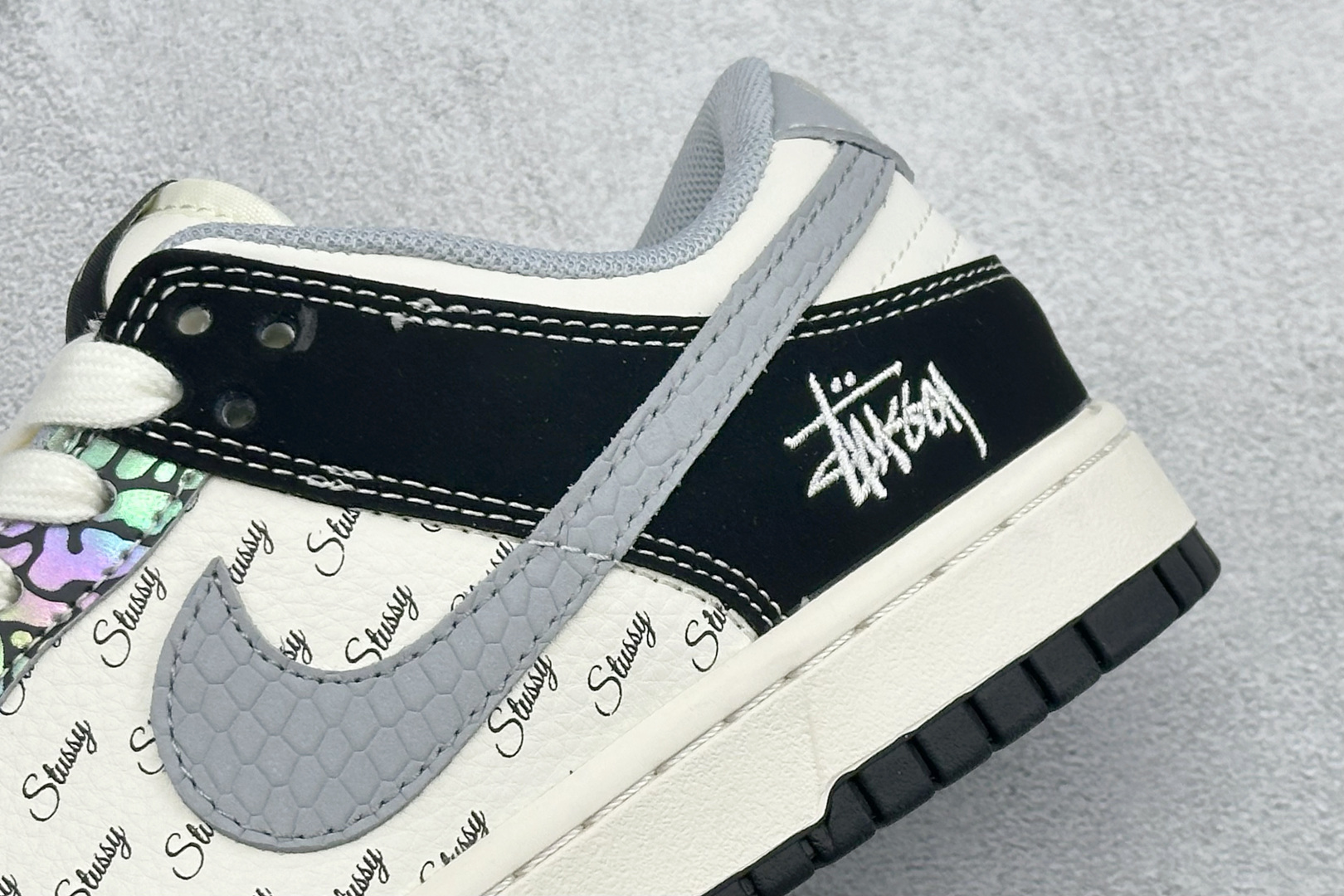 280 XC版Nike SB Dunk Low 斯图西联名 高端定制 低帮休闲板鞋 XS6089-635