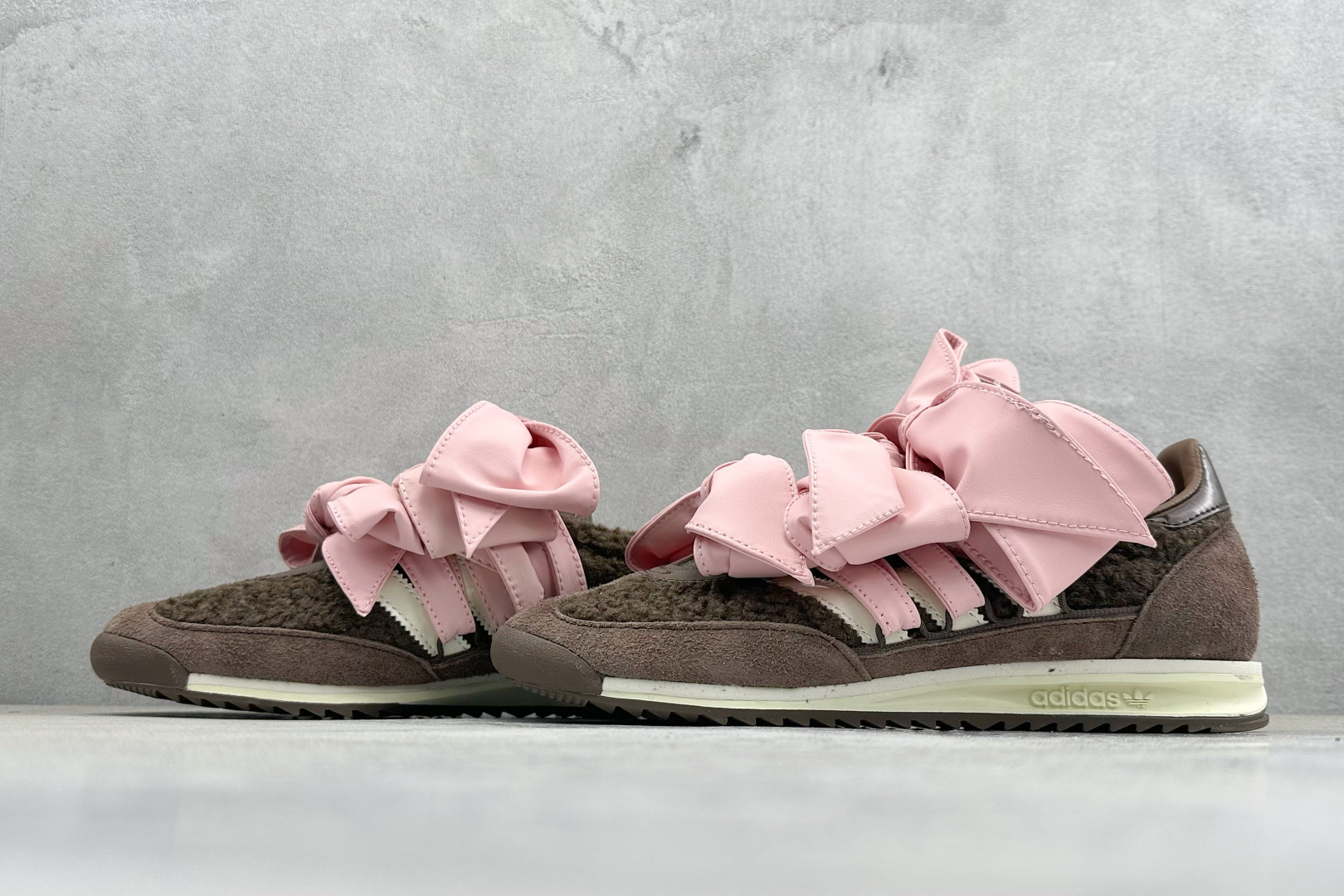 200 AD Originals SL 72 RS 休闲防滑耐磨低帮板鞋 JH7341