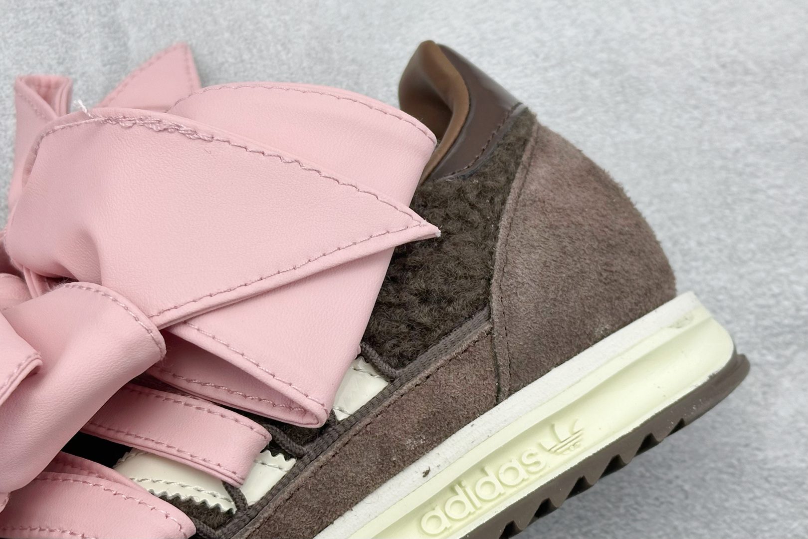 200 AD Originals SL 72 RS 休闲防滑耐磨低帮板鞋 JH7341