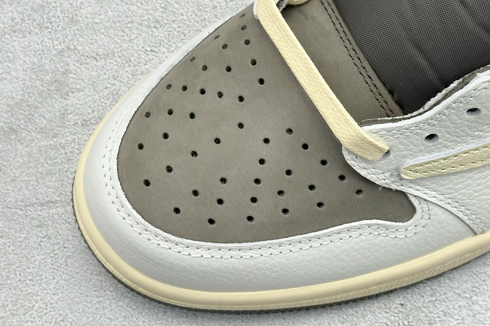 260 F版Fragment x TS x Air Jordan 1 Low 三方联名低帮倒勾板鞋 DM7866-162