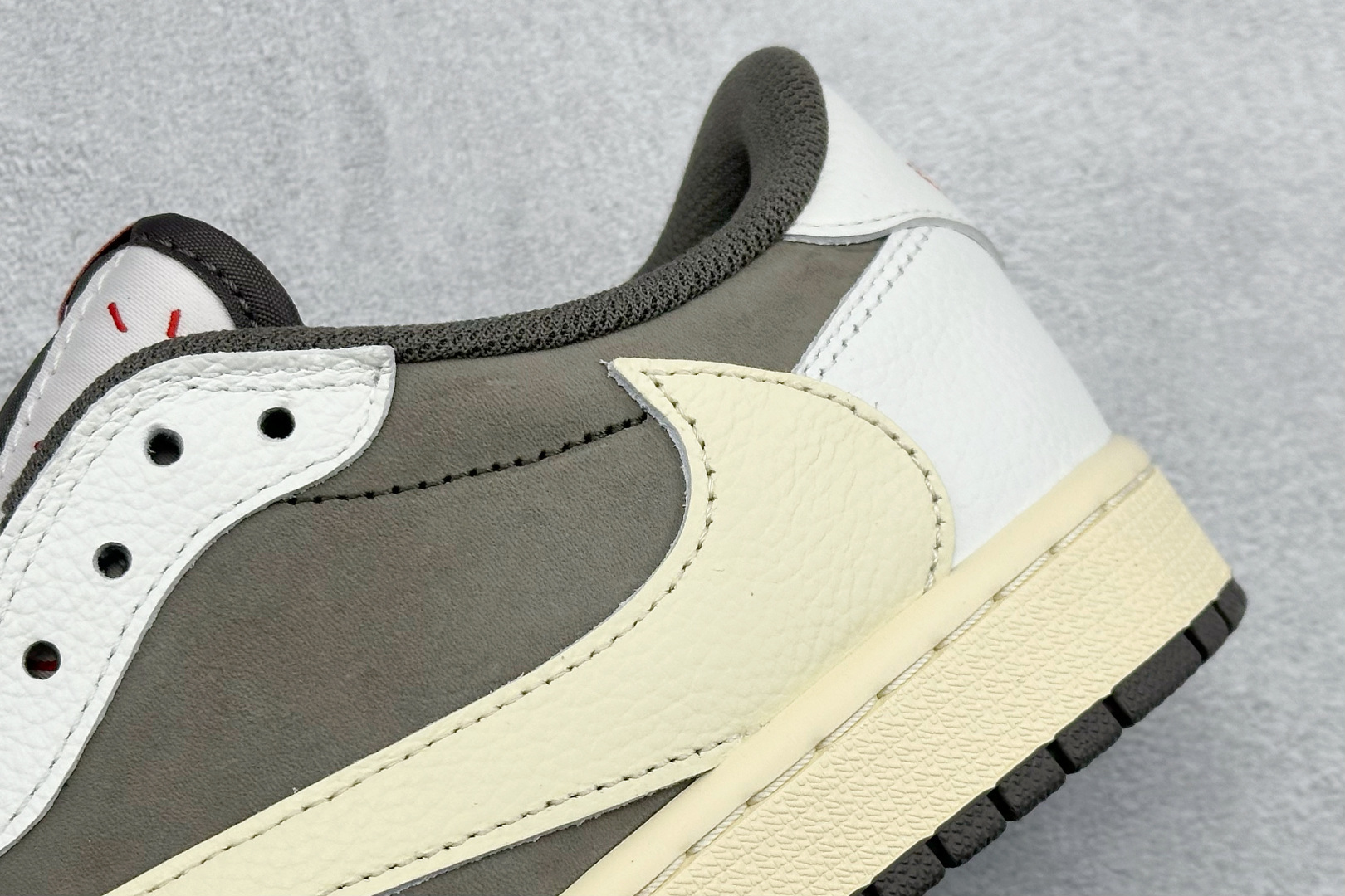 260 F版Fragment x TS x Air Jordan 1 Low 三方联名低帮倒勾板鞋 DM7866-162