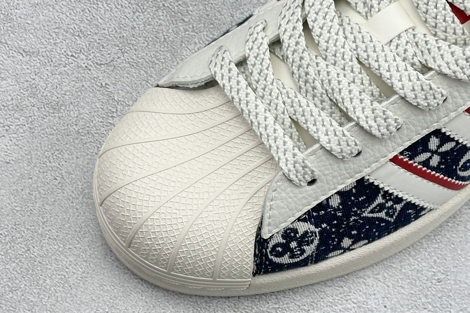 160 AD Originals Superstar LV联名贝壳头板鞋 JY8910