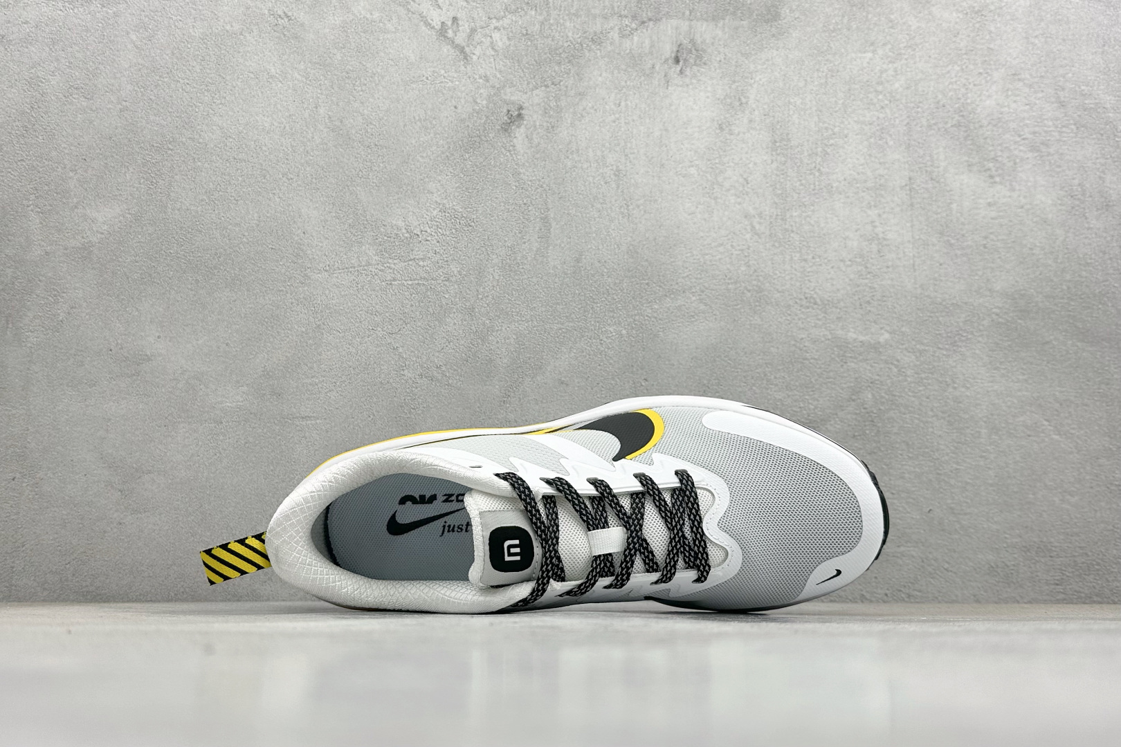 180 NIKE ZOOM PLUS 全新跑鞋 CK4318-163