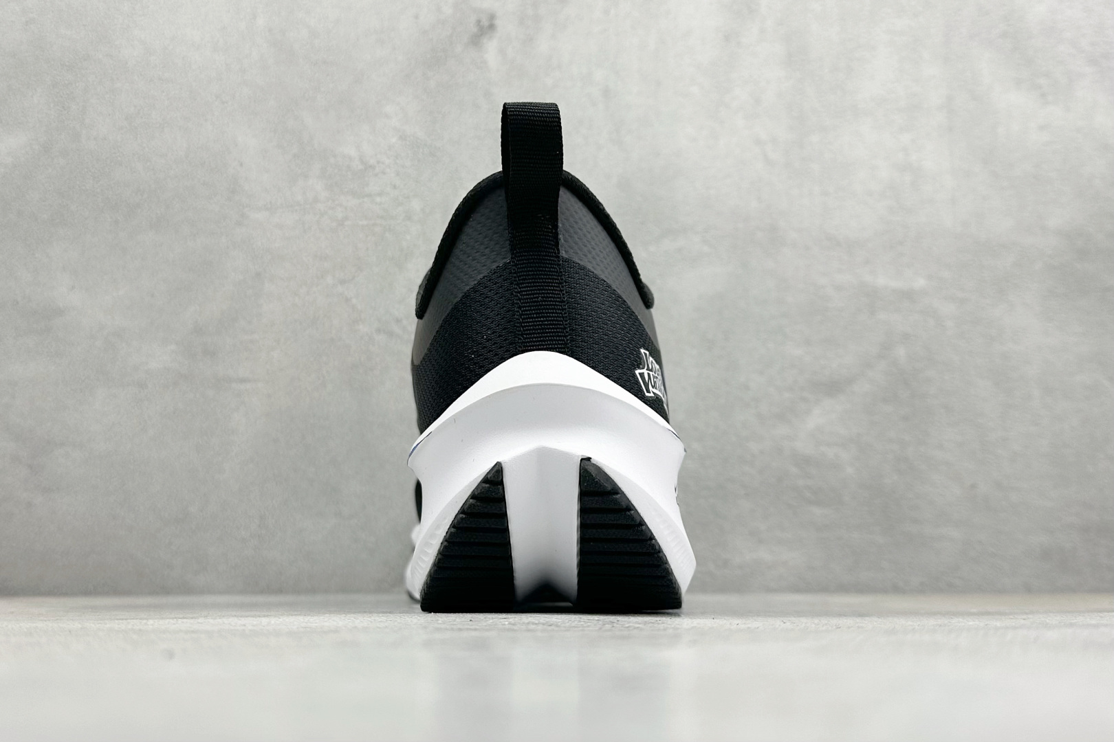 180 NIKE ZOOM PLUS 全新跑鞋 CK4318-157