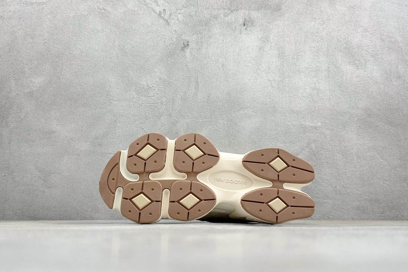 210 New Balance NB9060系列 复古休闲运动慢跑鞋 U9060CCB