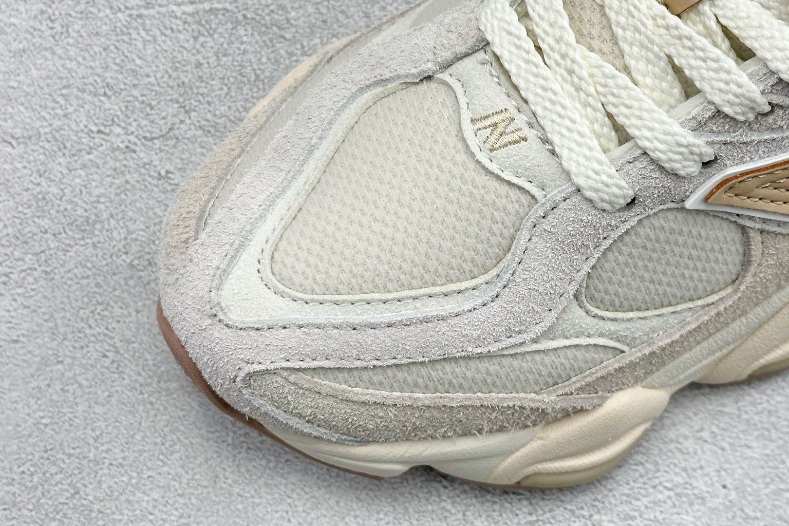 210 New Balance NB9060系列 复古休闲运动慢跑鞋 U9060CCB