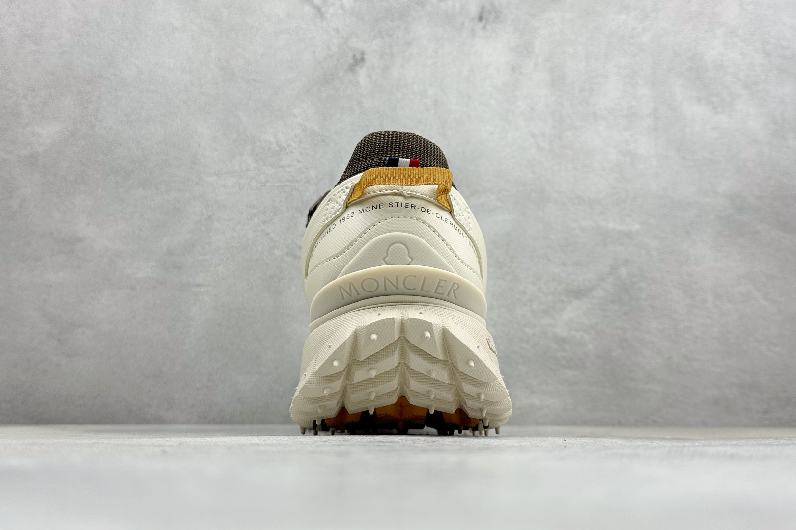 480 OK Moncler 盟可睐/蒙口 Trailgrip GTX 抗撕裂材质山地户外鞋