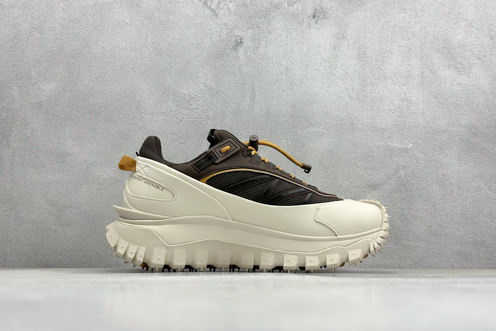 480 OK Moncler 盟可睐/蒙口 Trailgrip GTX 抗撕裂材质山地户外鞋