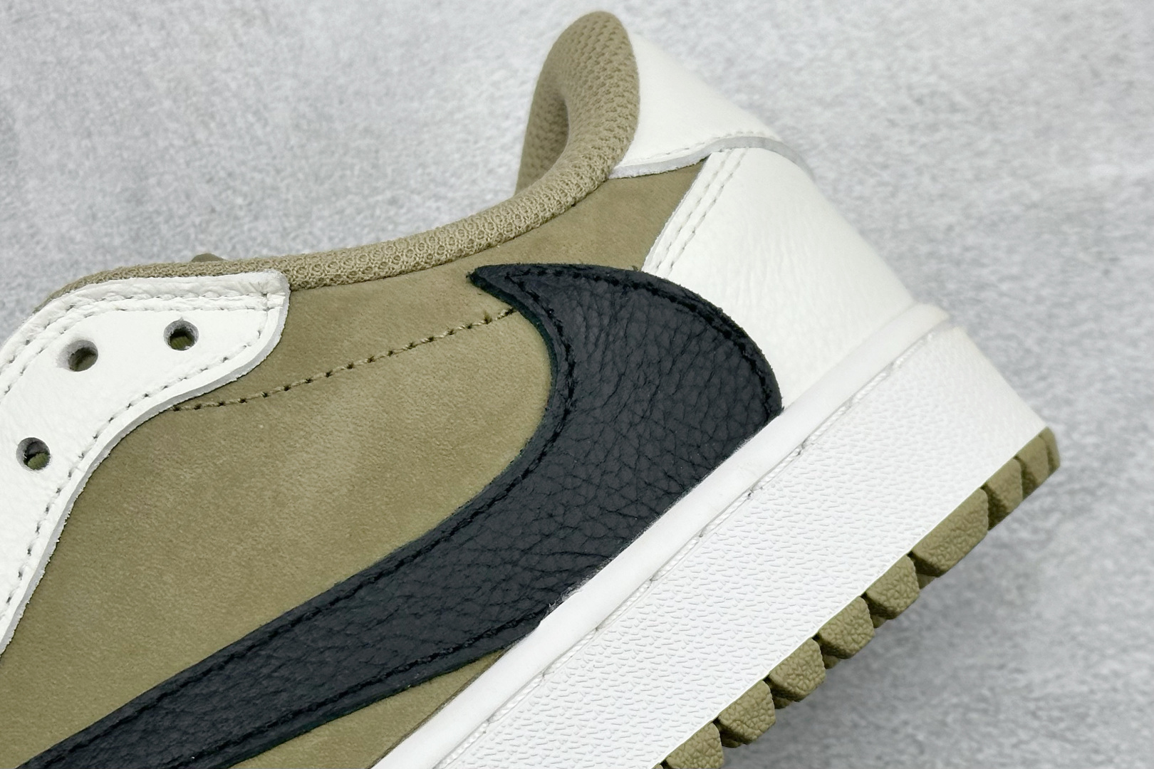 260 F版Fragment x TS x Air Jordan 1 Low 三方联名低帮倒勾板鞋 FZ3124-200