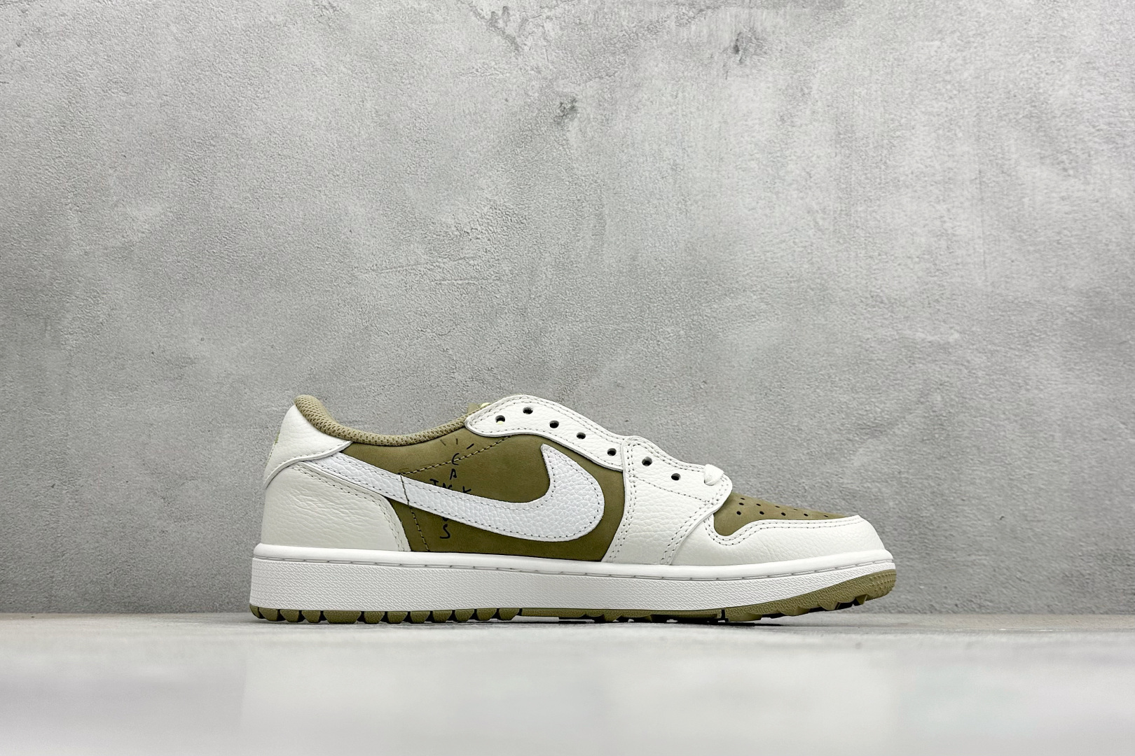260 F版Fragment x TS x Air Jordan 1 Low 三方联名低帮倒勾板鞋 FZ3124-200