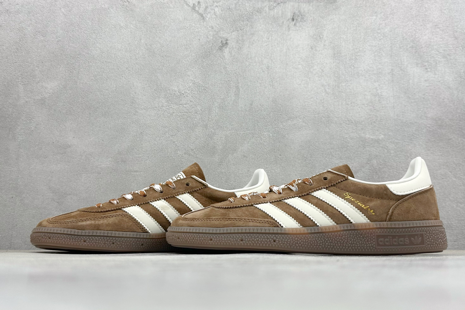 150 HZ版AdidHandball Spezial 阿迪达斯经典复古休闲板鞋 KI5938