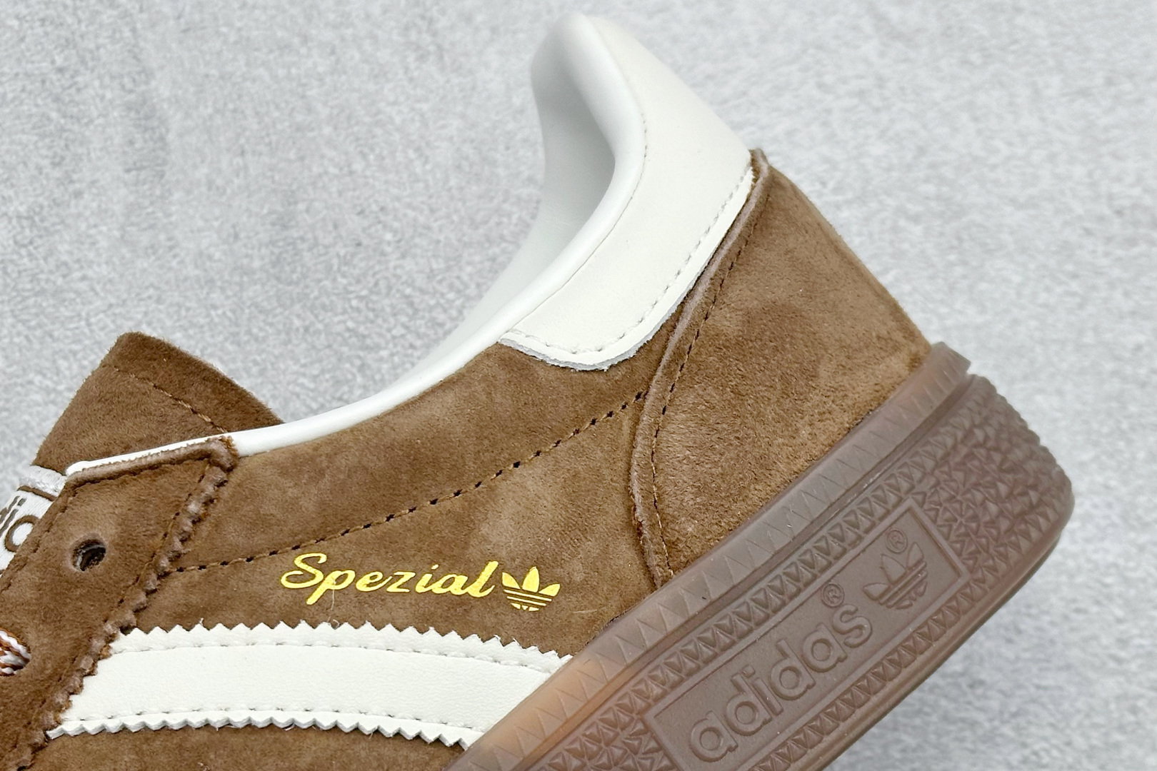 150 HZ版AdidHandball Spezial 阿迪达斯经典复古休闲板鞋 KI5938