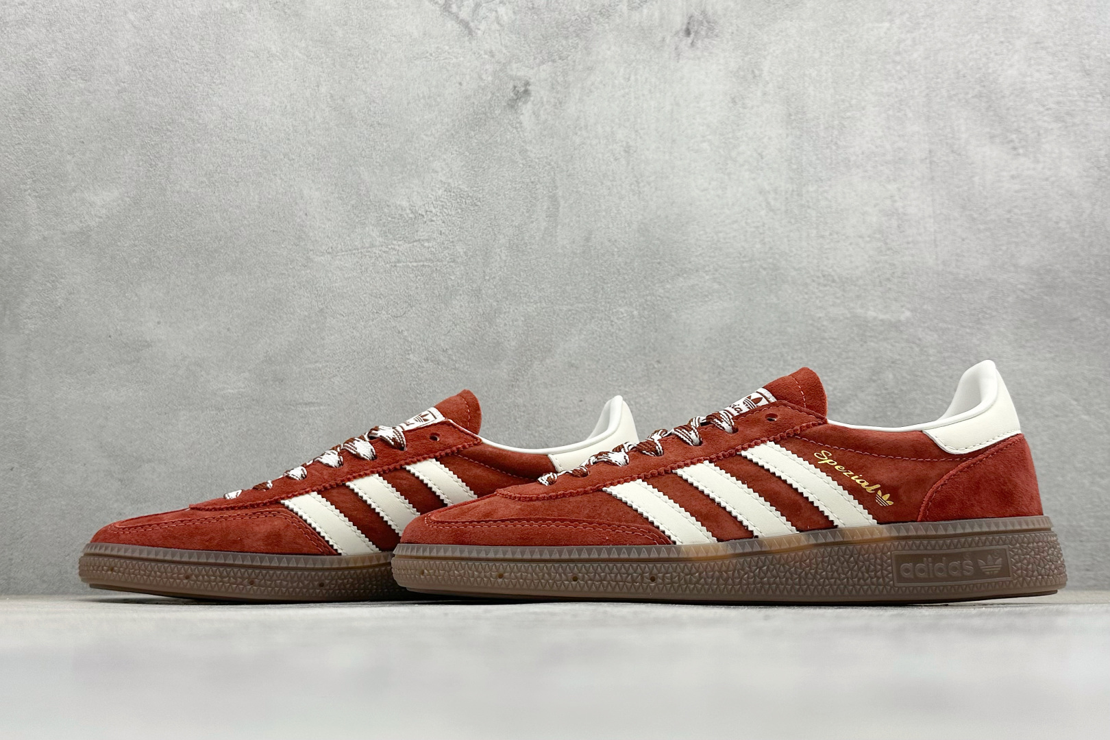 150 HZ版AdidHandball Spezial 阿迪达斯经典复古休闲板鞋 KI5937