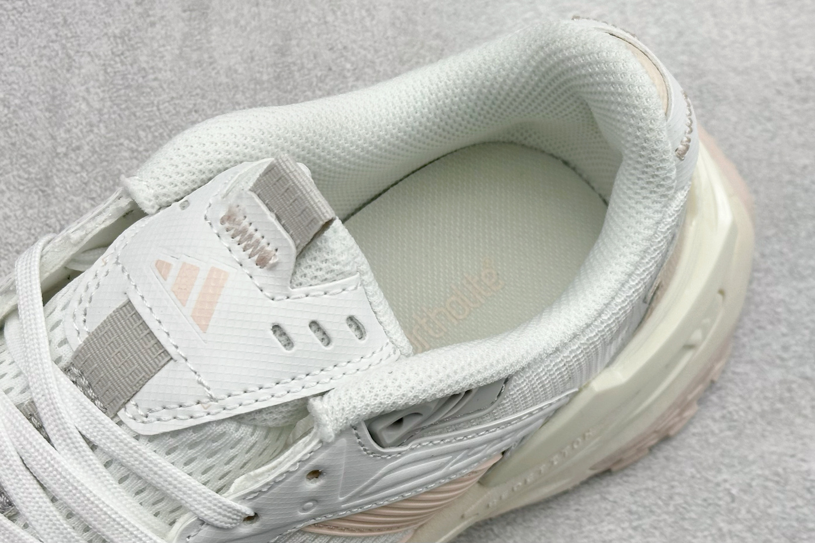 190 XS版AdidXLG StoEdge 阿迪复古透气休闲老爹鞋 JQ4085