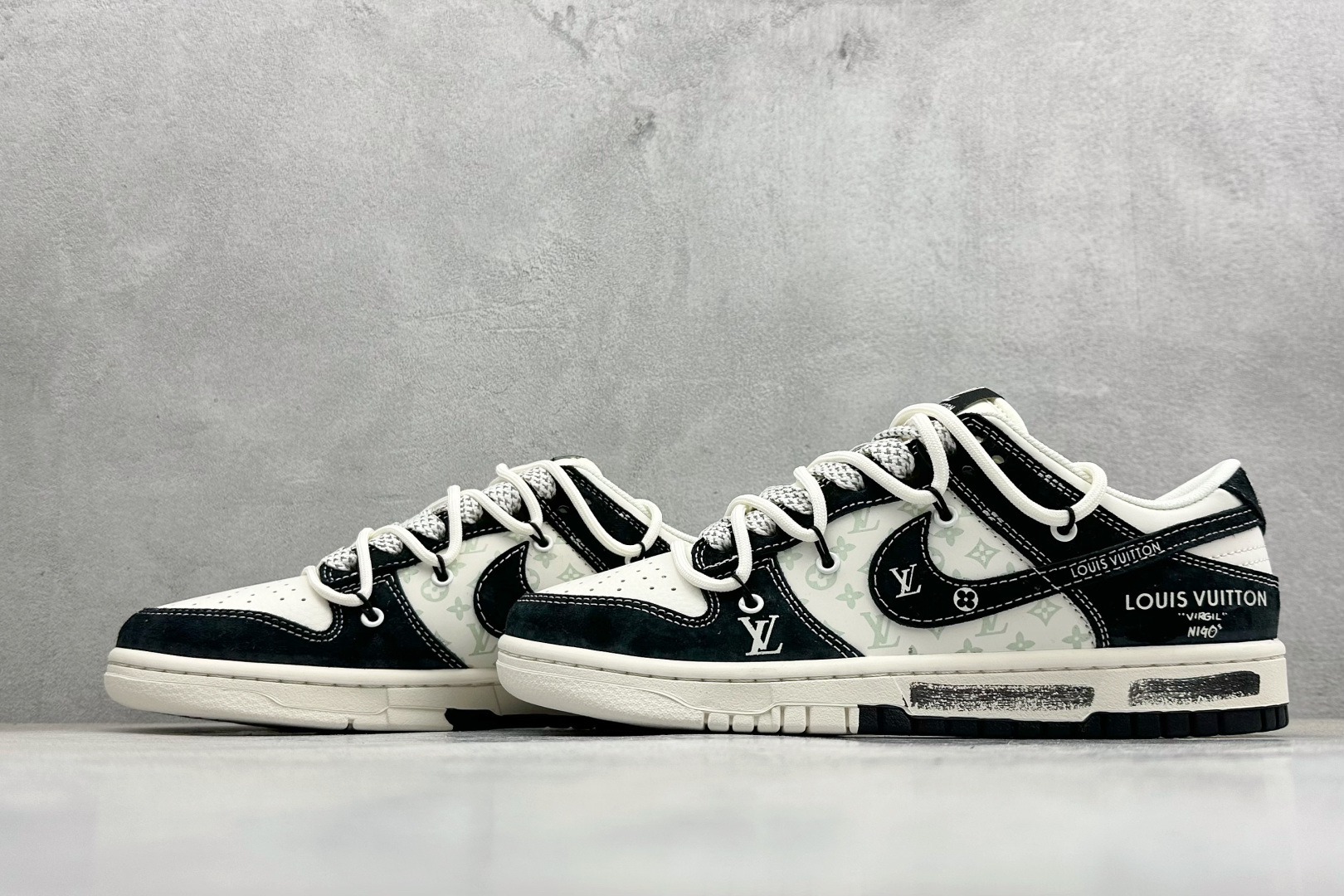 300 XC版Nike SB Dunk Low LV联名 黑涂鸦抽绳 周年高端定制 低帮休闲板鞋 CX5050-Y32