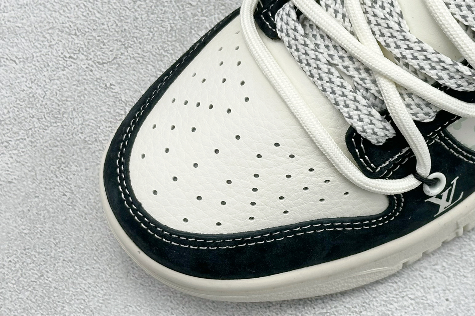 300 XC版Nike SB Dunk Low LV联名 黑涂鸦抽绳 周年高端定制 低帮休闲板鞋 CX5050-Y32