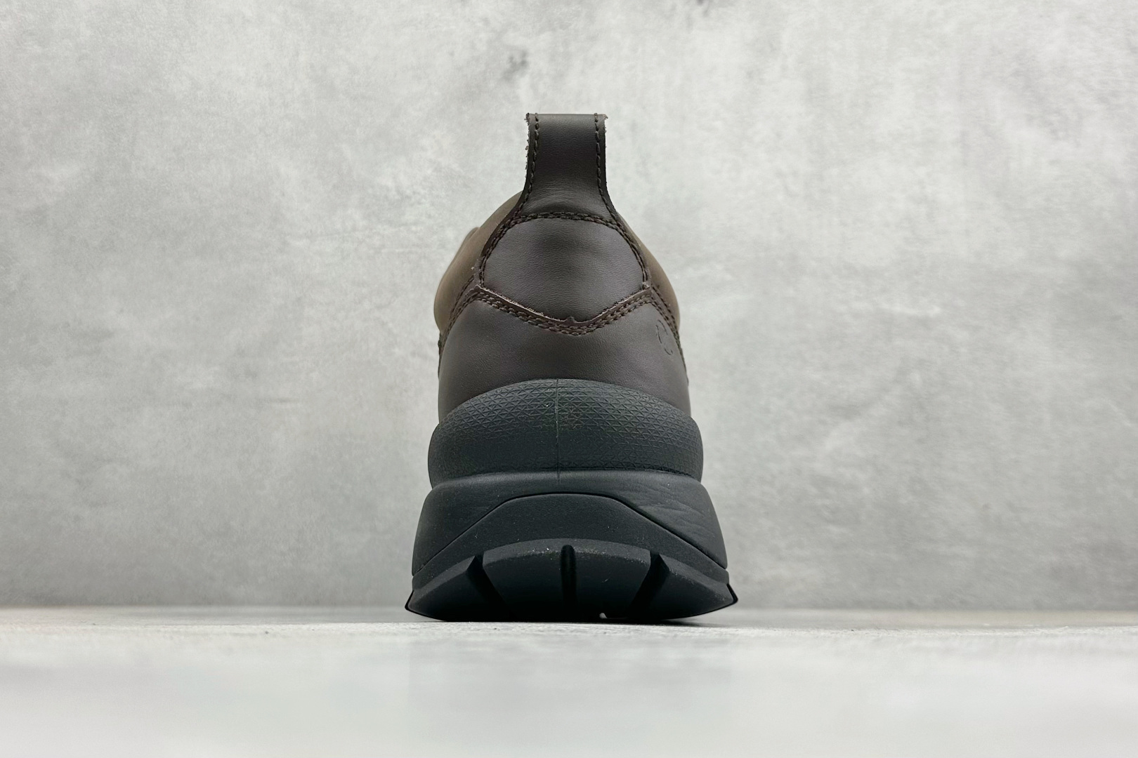 300 纯原ECCO爱步跑步鞋百搭舒适 秋冬新款厚底休闲运动鞋男鞋 550614-05559